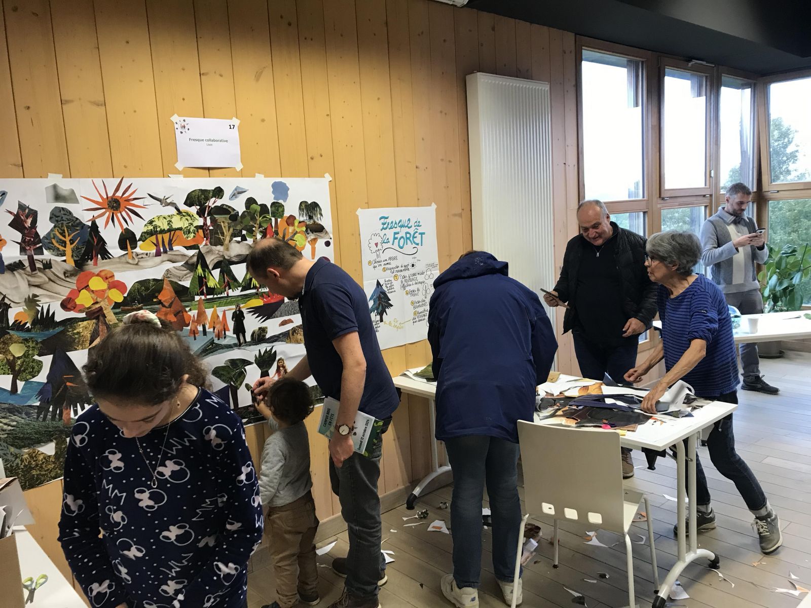 Fresque collaborative en cours