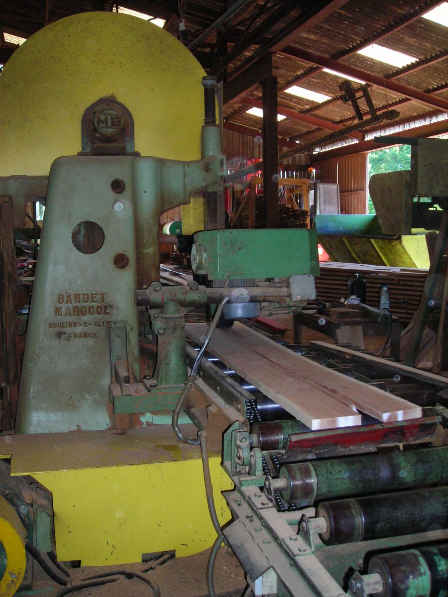 sciage chêne rouge - scierie Bellaton