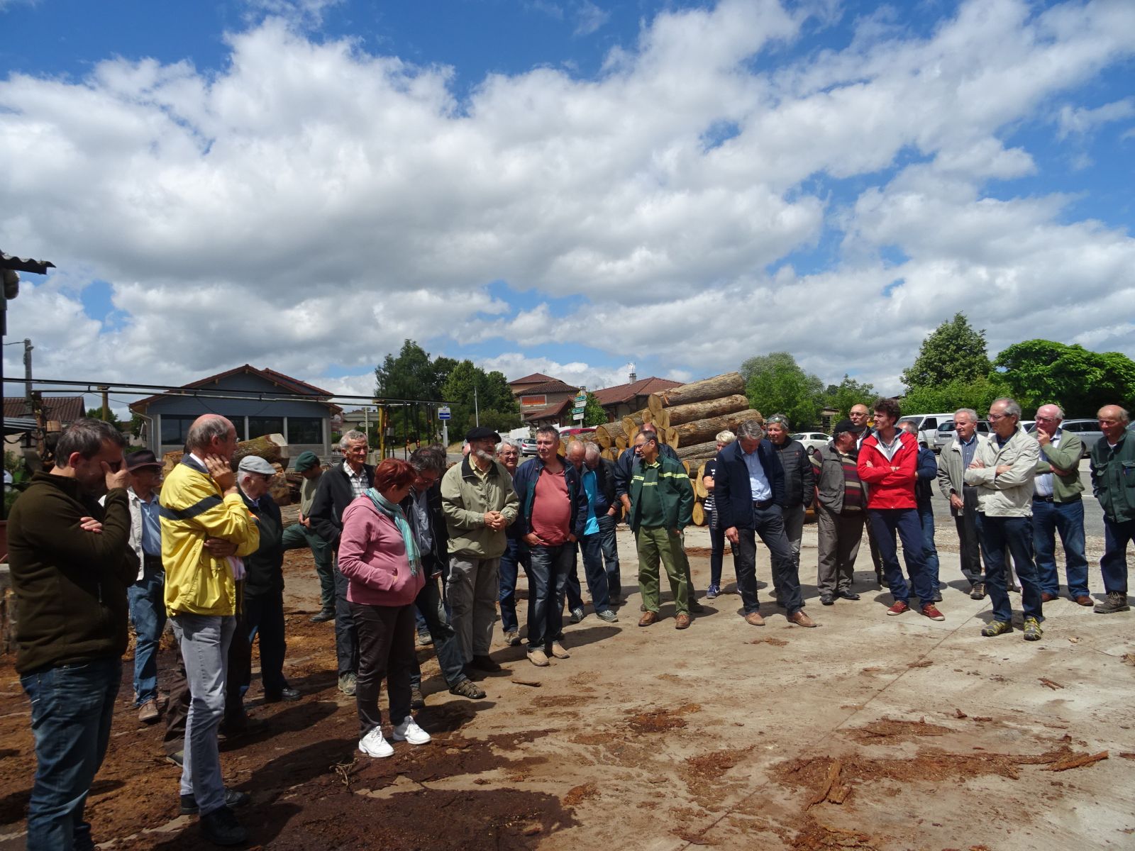 Visite de la scierie parquetterie Bellaton à Mantenin Montlin